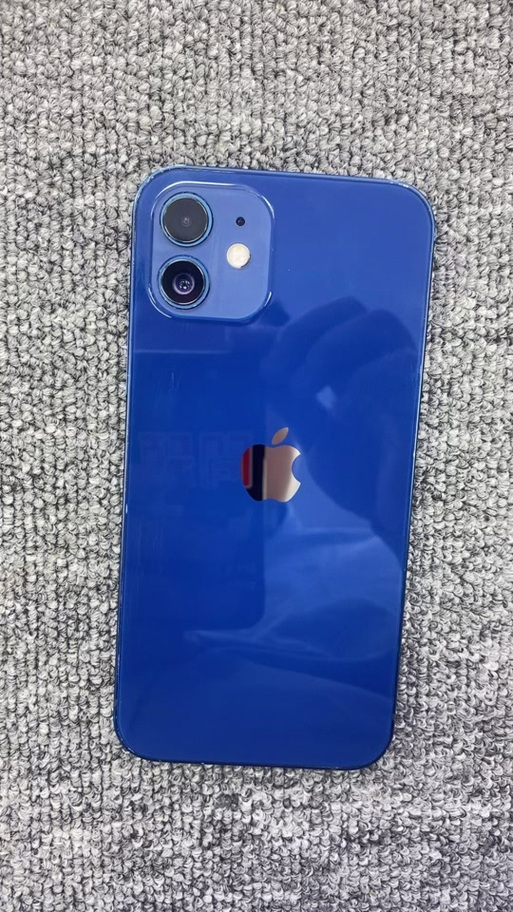 oppo背面是蓝色那款型缩略图