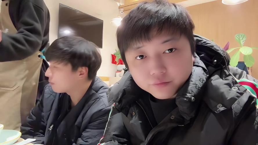 白鲨在哪里直播间缩略图
