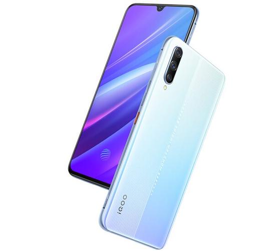 vivo iQOO手机缩略图