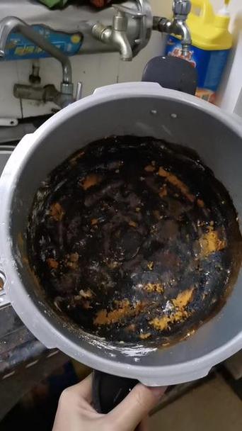 锅内烧黑了最简单处理缩略图