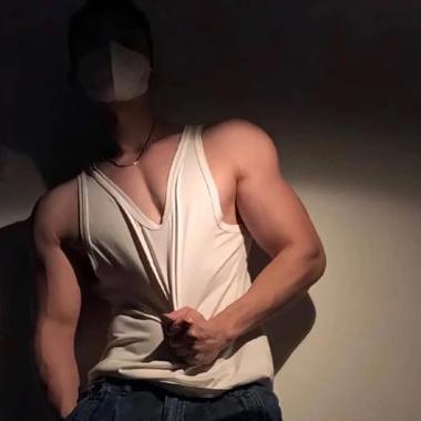 肌肉男头像缩略图