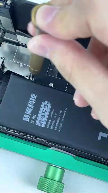 苹果11pro电池多少毫安缩略图