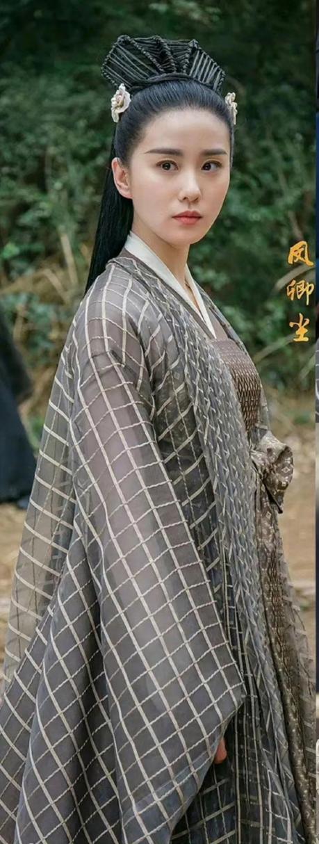 醉玲珑 电视剧缩略图