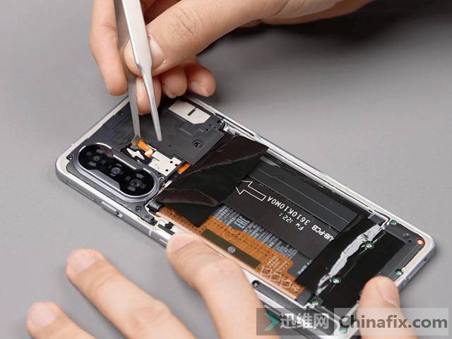 红米k40拆后盖缩略图