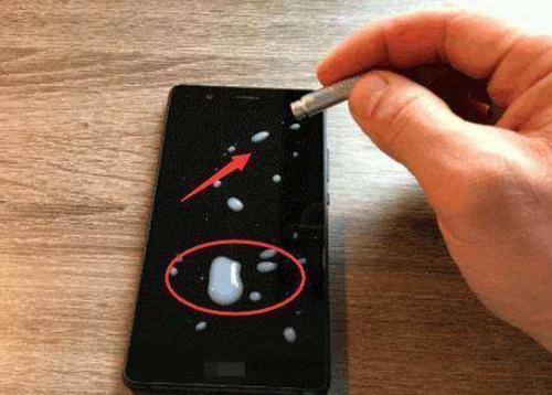 小米15后置镜头的小孔可以用酒精擦吗缩略图