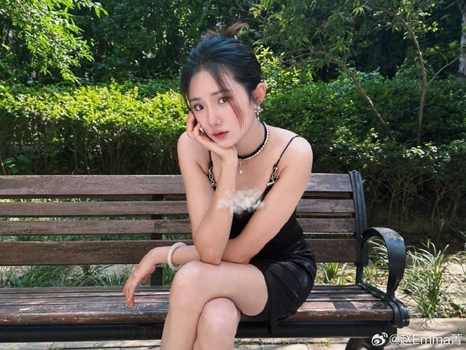 赵菁个人资料缩略图