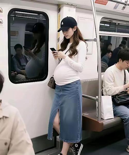 怀孕大肚子缩略图