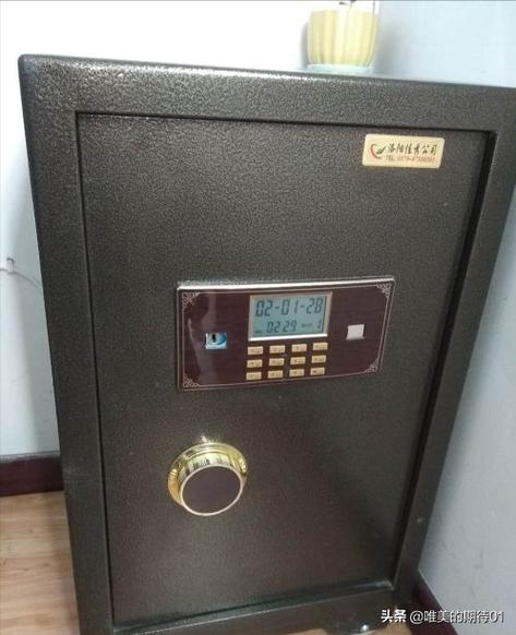 老式转盘保险柜怎么开缩略图