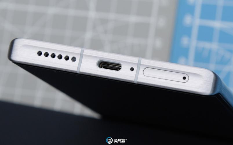 vivox100麦克风孔结构游戏截图