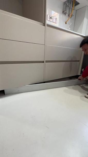 柜子中间隔板拆卸视频缩略图