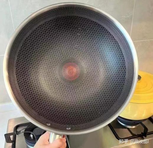 蜂窝锅最忌三种东西缩略图