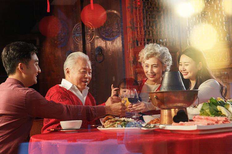 幸福家庭春节团聚的感言缩略图