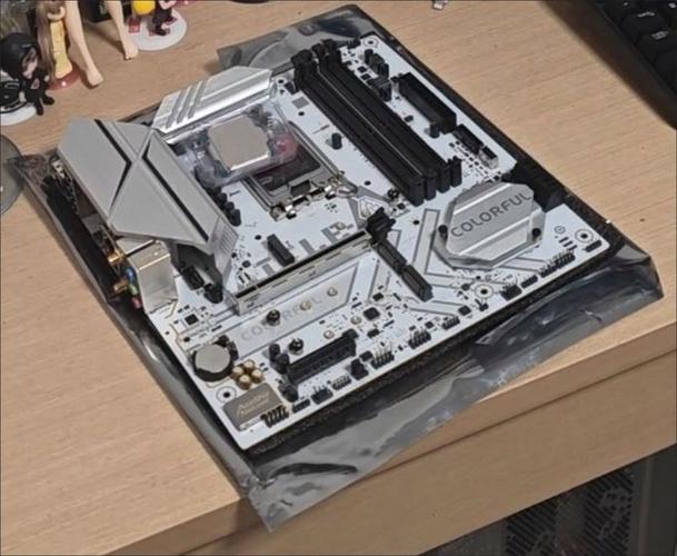 绿色的主板好还是黑色的好缩略图