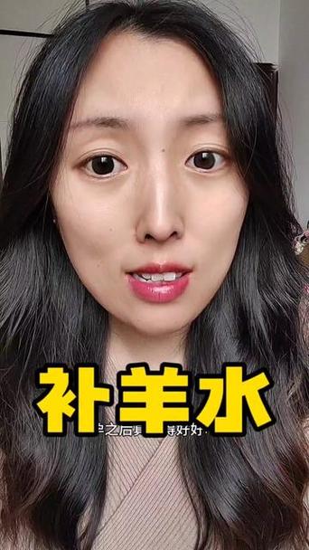 美女喝水撑大肚子之后肚子变大缩略图