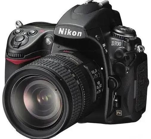 尼康d700和尼康d7000缩略图
