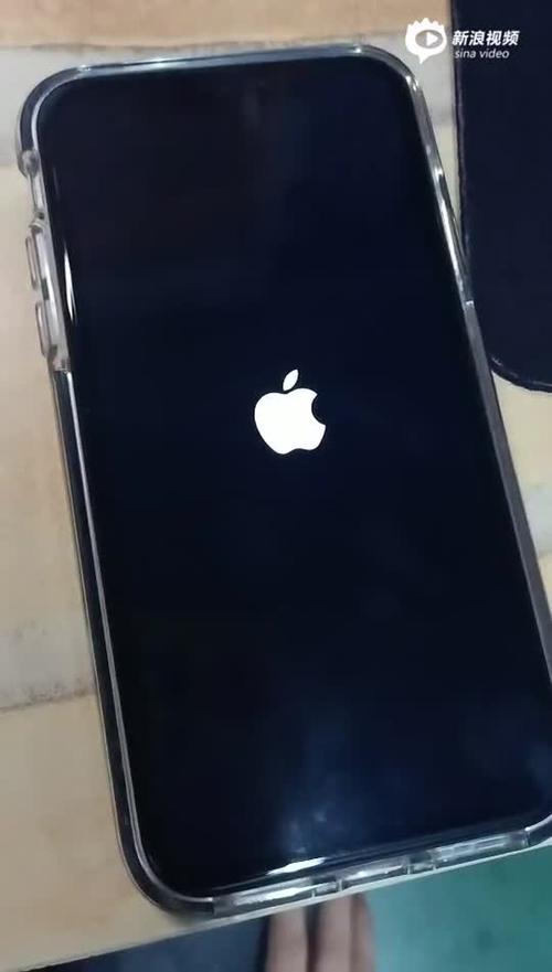 刚买的苹果11突然黑屏缩略图
