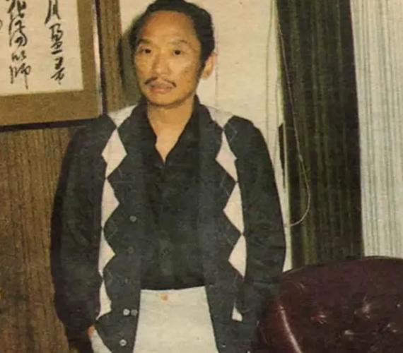 大人物古龙百度百科缩略图