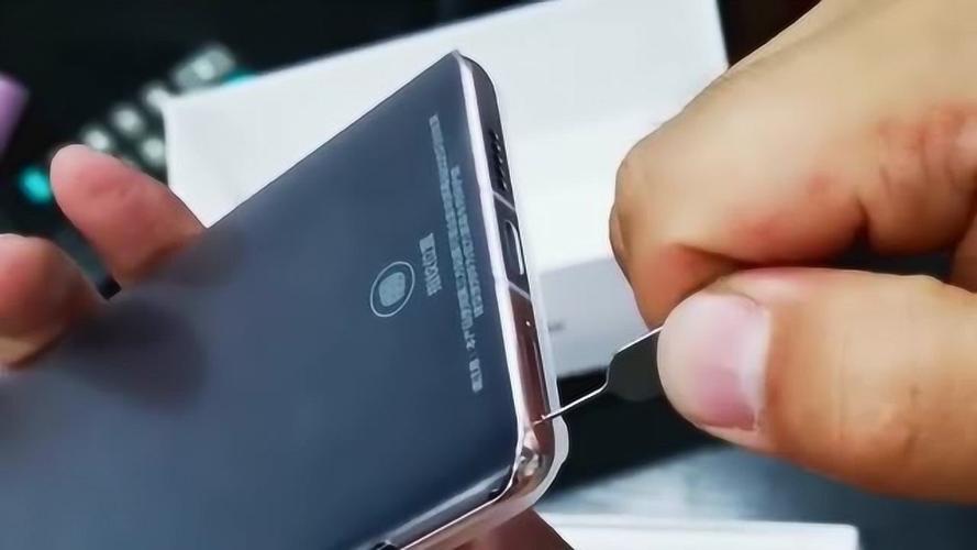 华为p30手机卡在哪里插缩略图