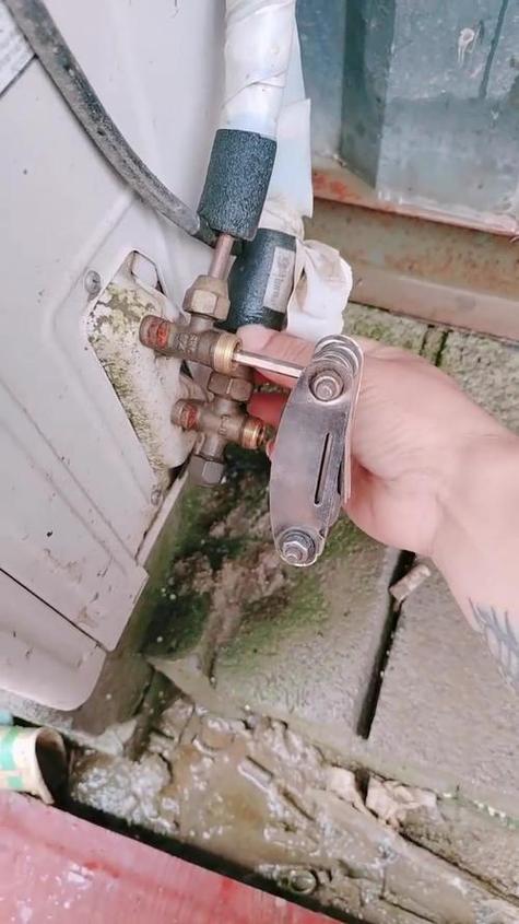 拆空调收氟方法视频缩略图