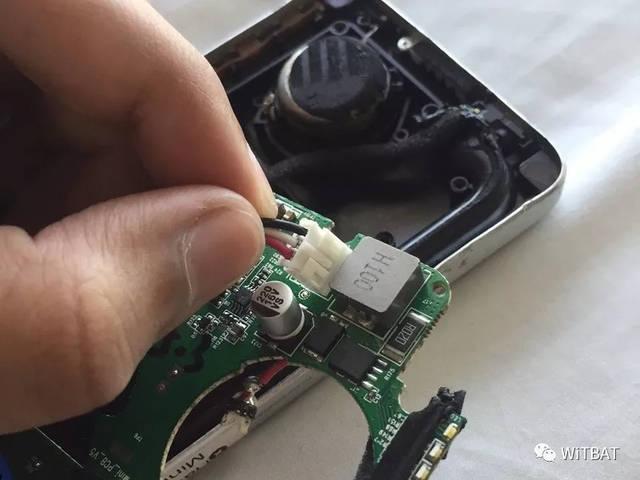 蓝牙音箱电池故障维修缩略图