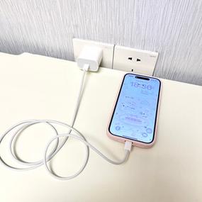 苹果45w充电器图标