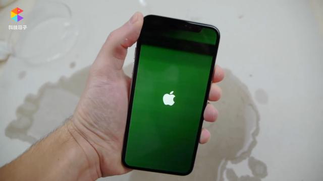苹果x温度低自动关机游戏截图
