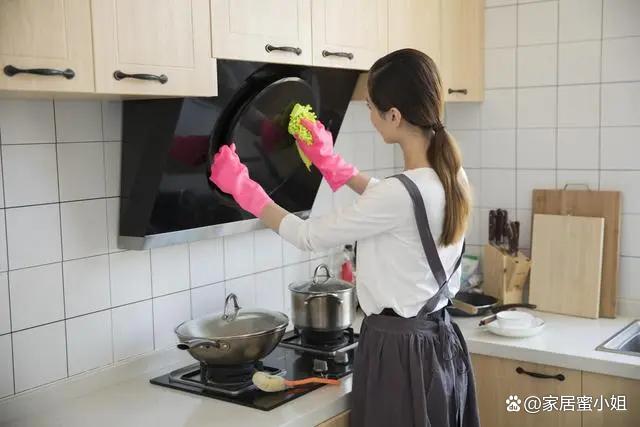 家庭主妇的日常缩略图