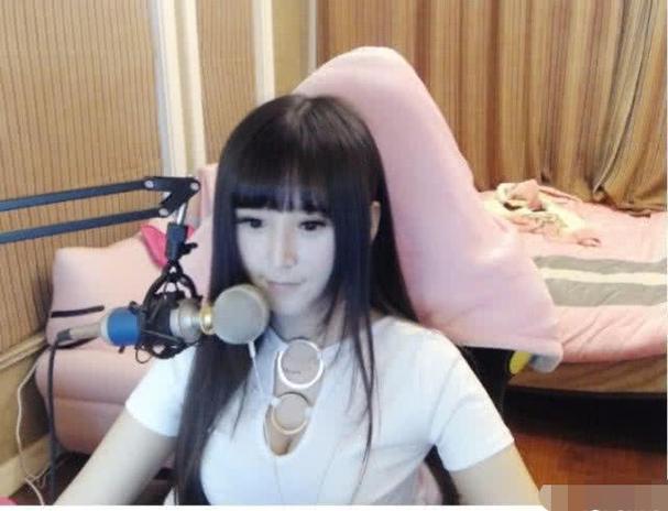 虎牙直播663是谁缩略图