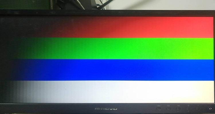 电脑屏幕红蓝绿色调多少好游戏截图