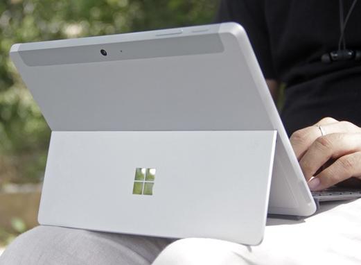 surfacego可以插u盘吗缩略图