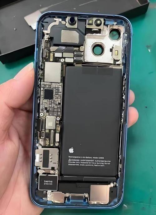 苹果手机换主板等于换新机吗游戏截图