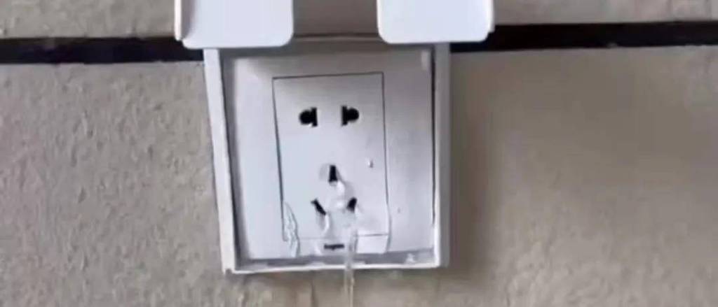 插座进水了全屋断电了缩略图