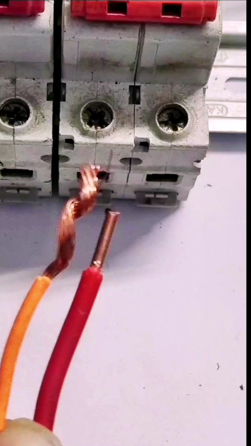 软线硬线三种接法图解游戏截图