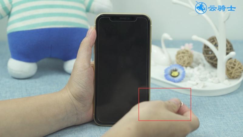 苹果xr怎么取卡槽缩略图