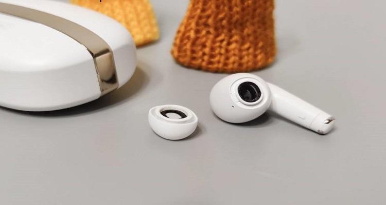 蓝牙耳机充电仓盖子掉了游戏截图