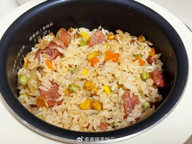 电饭锅怎样焖米饭好吃缩略图
