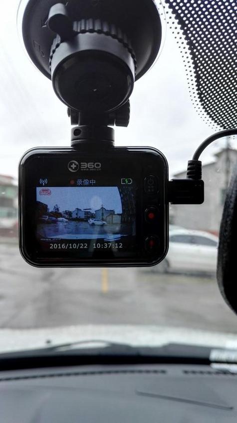 汽车行车记录仪多久覆盖缩略图