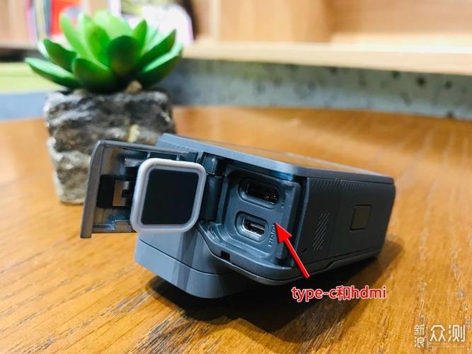 gopro充电口盖子掉了缩略图