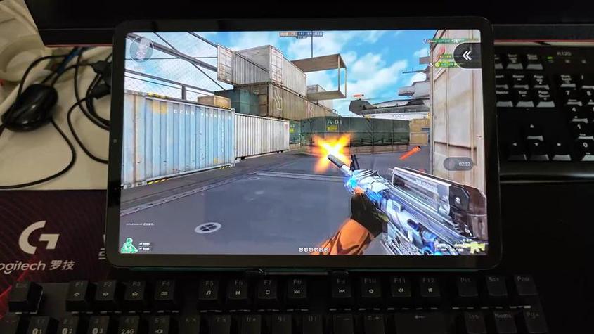 win10玩cf画面模糊游戏截图