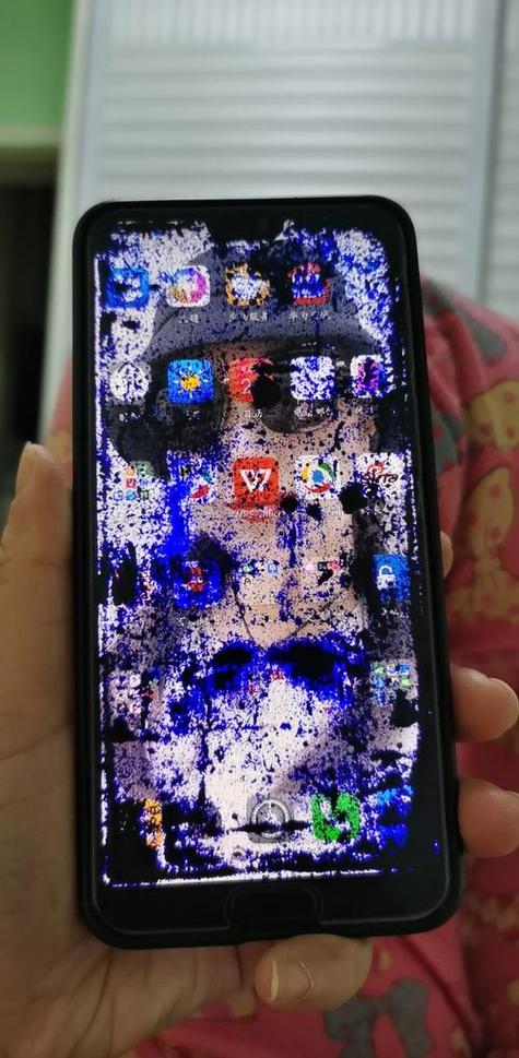 手机摔了屏幕亮但是触摸没反应缩略图