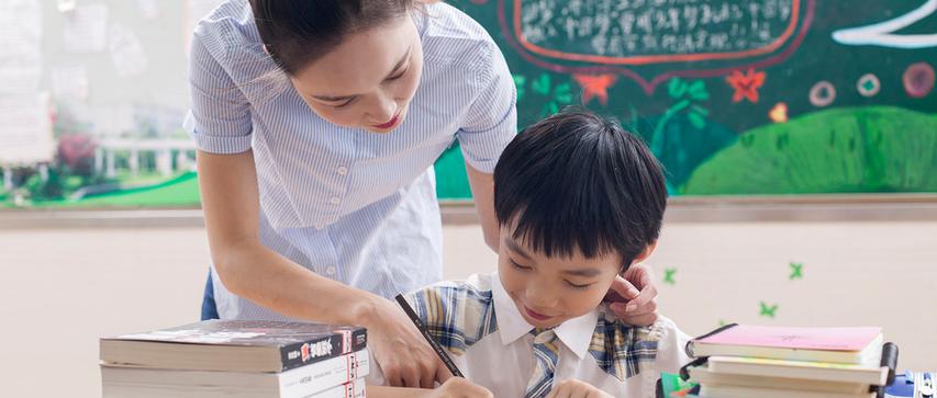 我要找附近的小学游戏截图