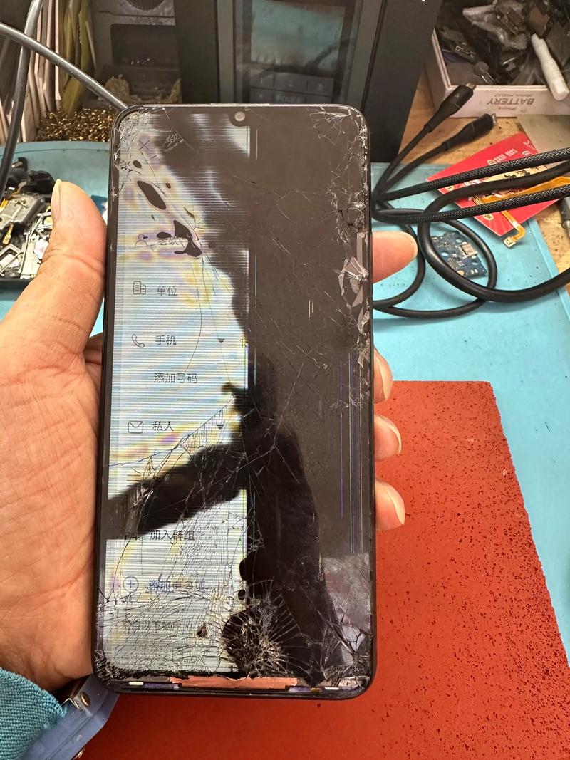 监控怎么显示在两个屏幕缩略图