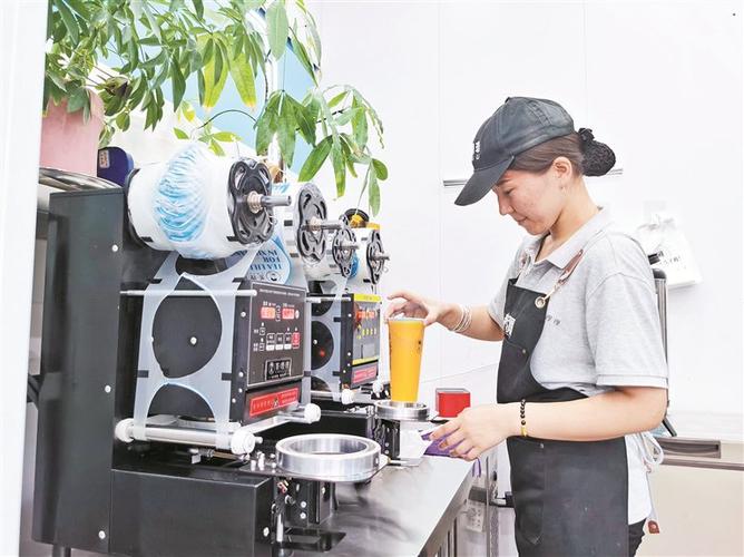 店里的奶茶是怎么做的缩略图