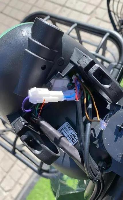 电动车的警报器在什么位置缩略图
