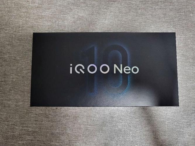 iQOO 10 Pro缩略图