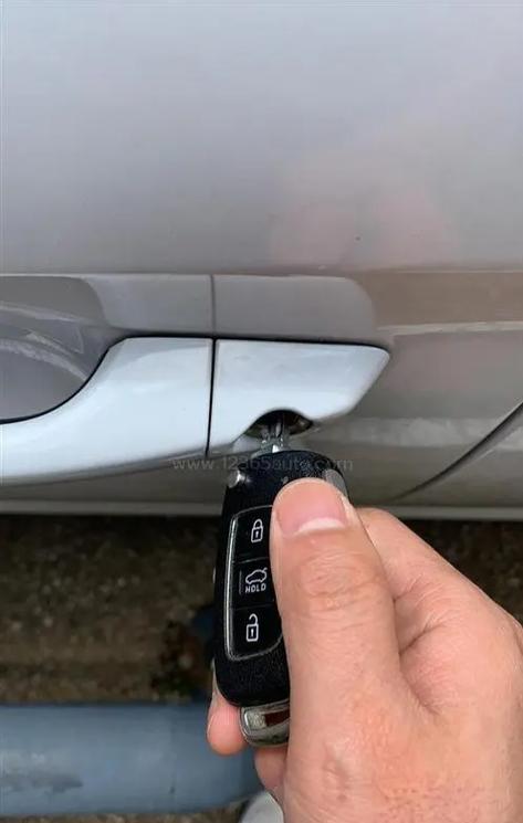 机械钥匙打不开车门缩略图