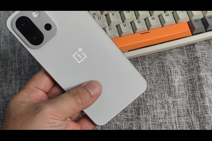 一加手机支持无线充电的有哪几款缩略图