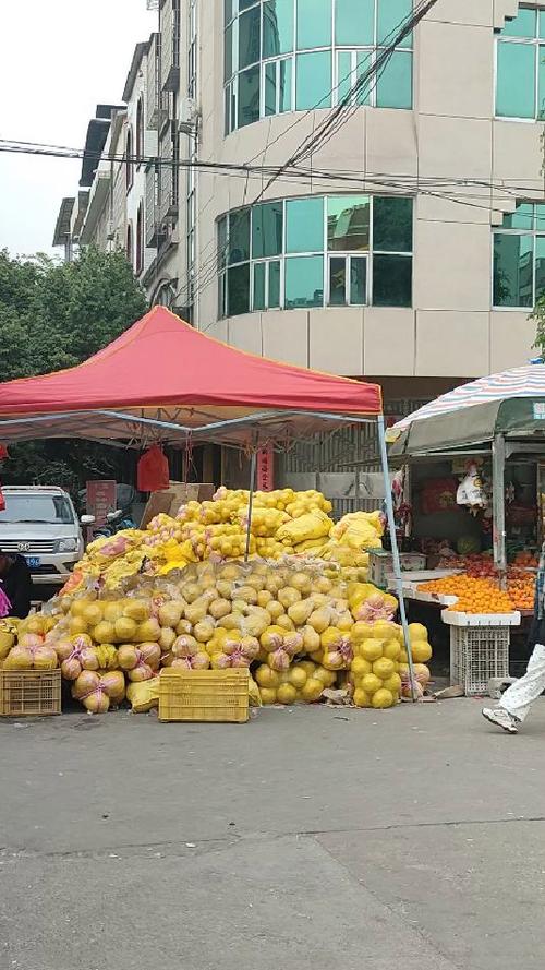 摆地摊缩略图