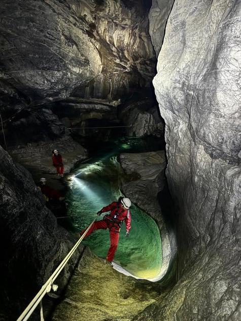 神秘海域4山洞过不去缩略图