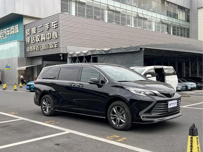 广汽丰田赛那7座商务车价格缩略图